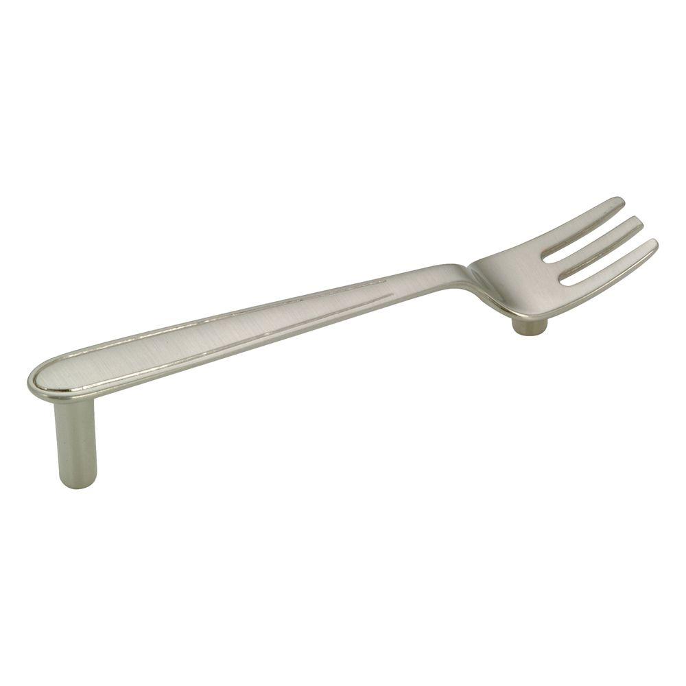 Richelieu Hardware 3 3 4 In 96 Mm Center To Center Brushed