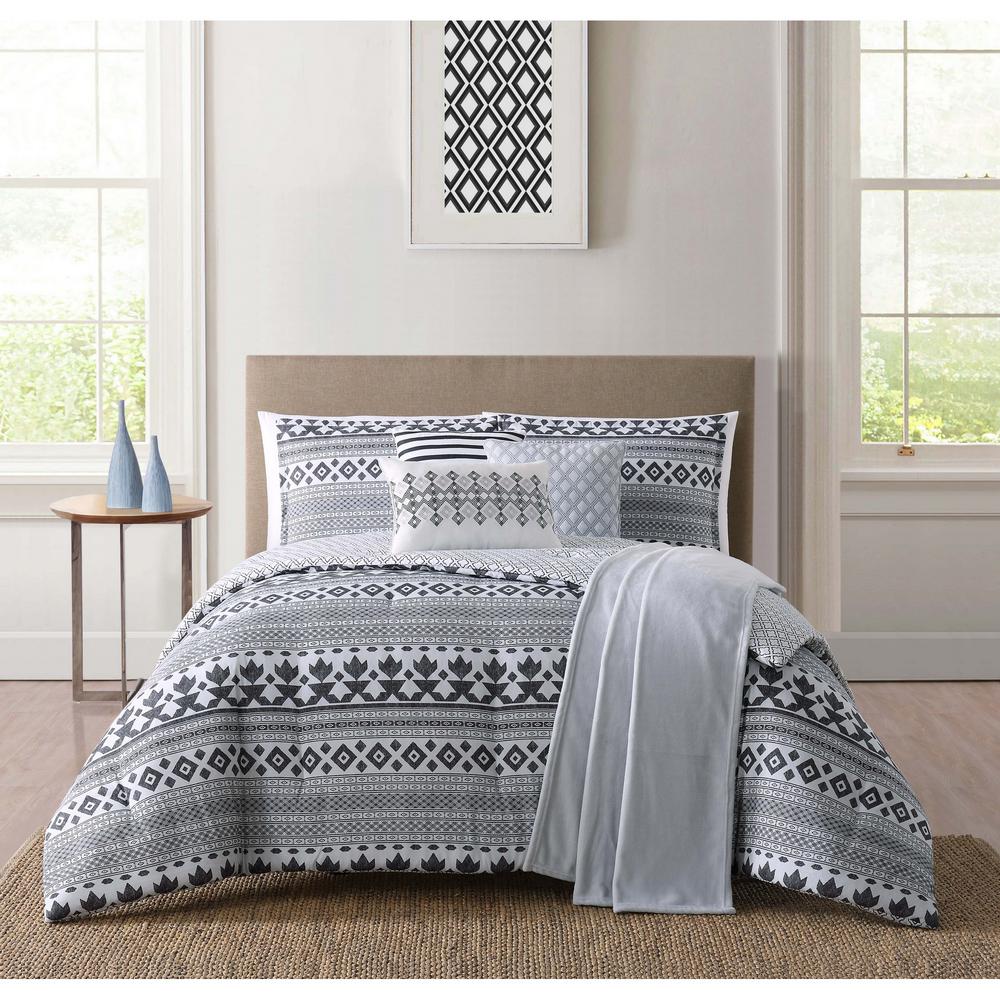 Jennifer Adams Home Cardiff White And Black Queen Comforter Set Jennifer Adams Home Cardiff White And Black Queen Comforter Set