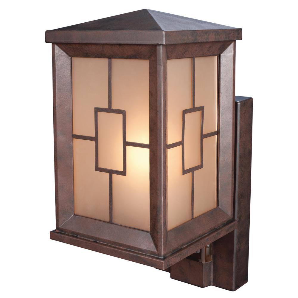 Heath//Zenith HZ-4191-WH MOTION Activated Country Cottage Outdoor Wall Light