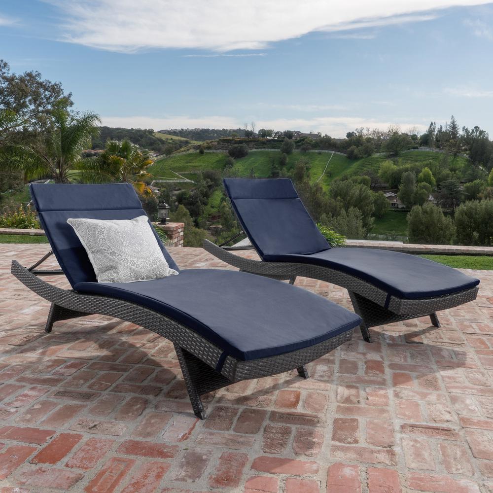 Salem Grey 4Piece Wicker Outdoor Chaise Lounge with Navy Blue Cushions
