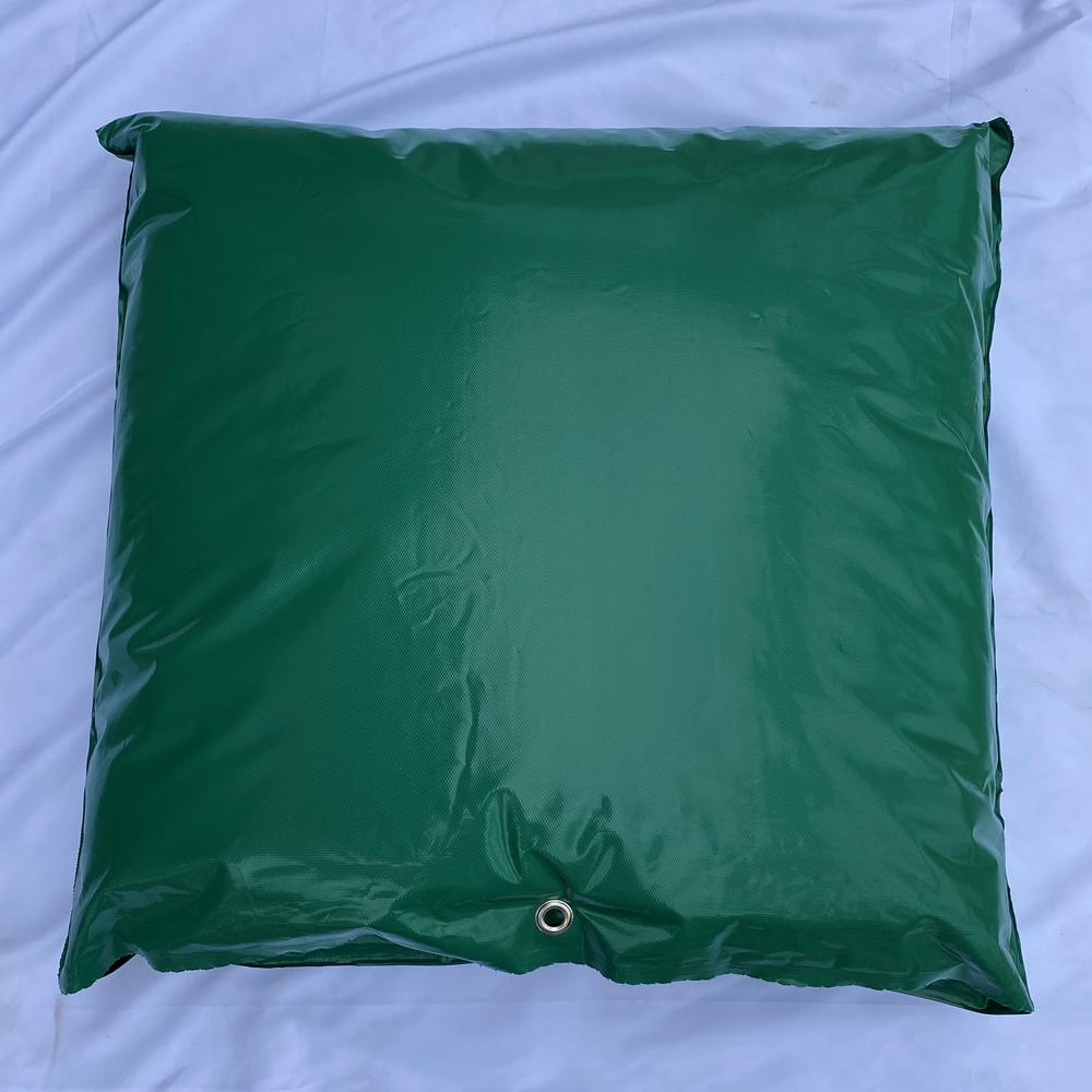 small insulated pouch