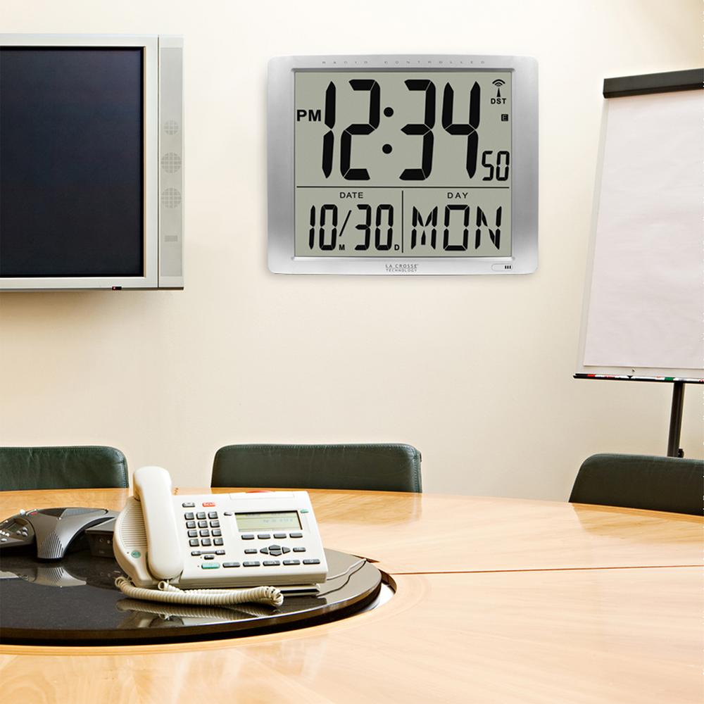 La Crosse Technology 20 In Extra Large Digital Atomic Wall Clock 