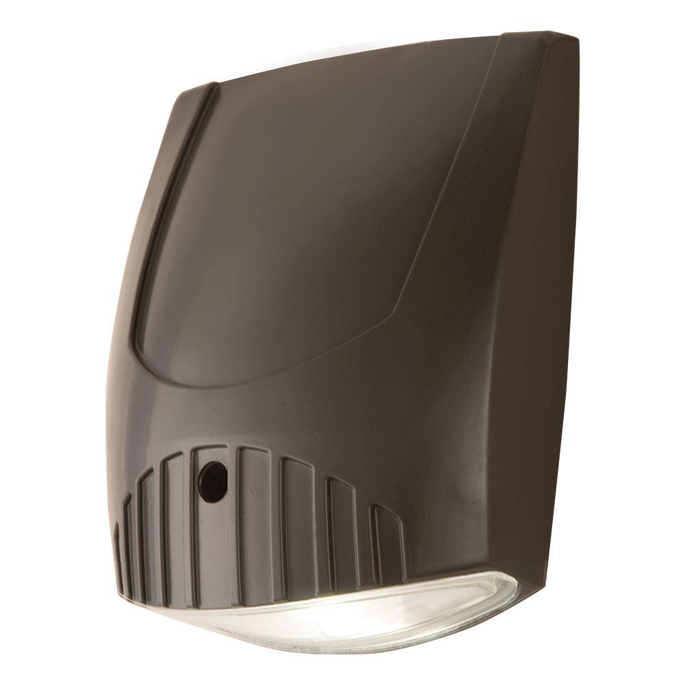 All Pro Bronze Integrated Led Outdoor Wall Pack Light With 1600 All Pro Bronze Integrated Led Outdoor Wall Pack Light With 1600 Lumens 5000k Daylight Wp1850l The Home Depot