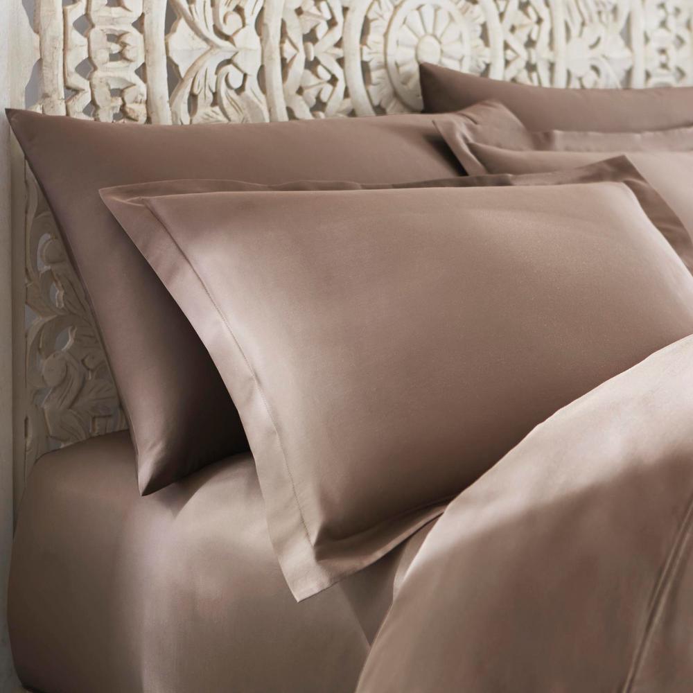 Inlcudes 2 Pillow Cases Ivory Solid / Plain Deep Pocket King Size 1500 Thread Count / 1500Tc Sateen Weave Long Staple 100-Percent Ultra Soft Egyptian Cotton 4 Piece Bed Sheet Set Inlcudes 2 Pillow Cases Ivory Solid / Plain Deep Pocket King Size 1500 Thread Count / 1500Tc Sateen Weave Long Staple 100-Percent Ultra Soft Egyptian Cotton 4 Piece Bed Sheet Set