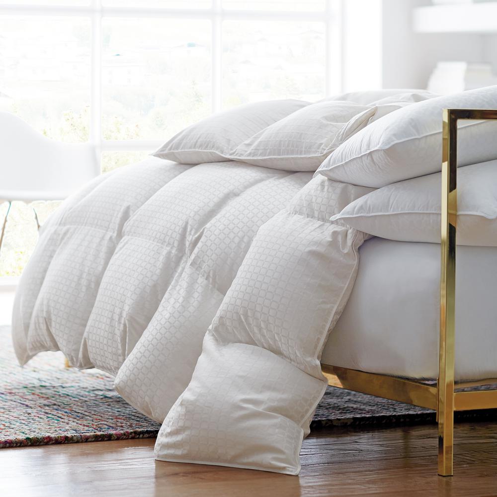 The Company Store Legends Luxury Royal Baffled Medium Warmth White
