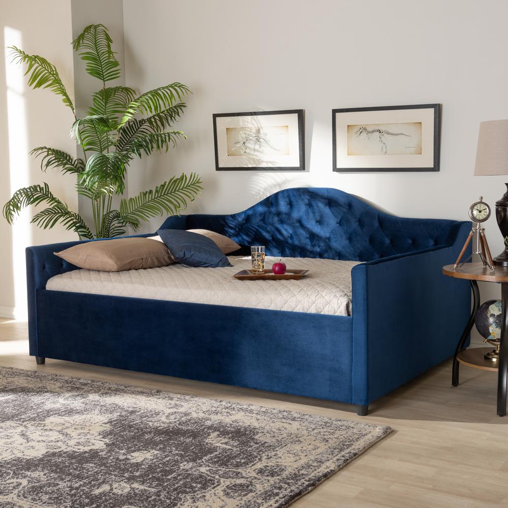 Featured image of post Queen Daybed Frame : The size of all the daybeds is not equal.