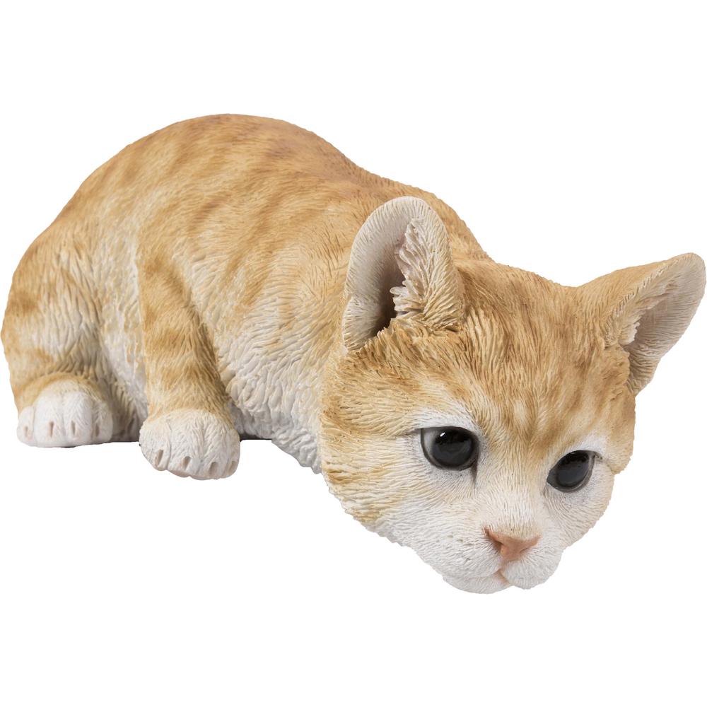 orange tabby cat statue