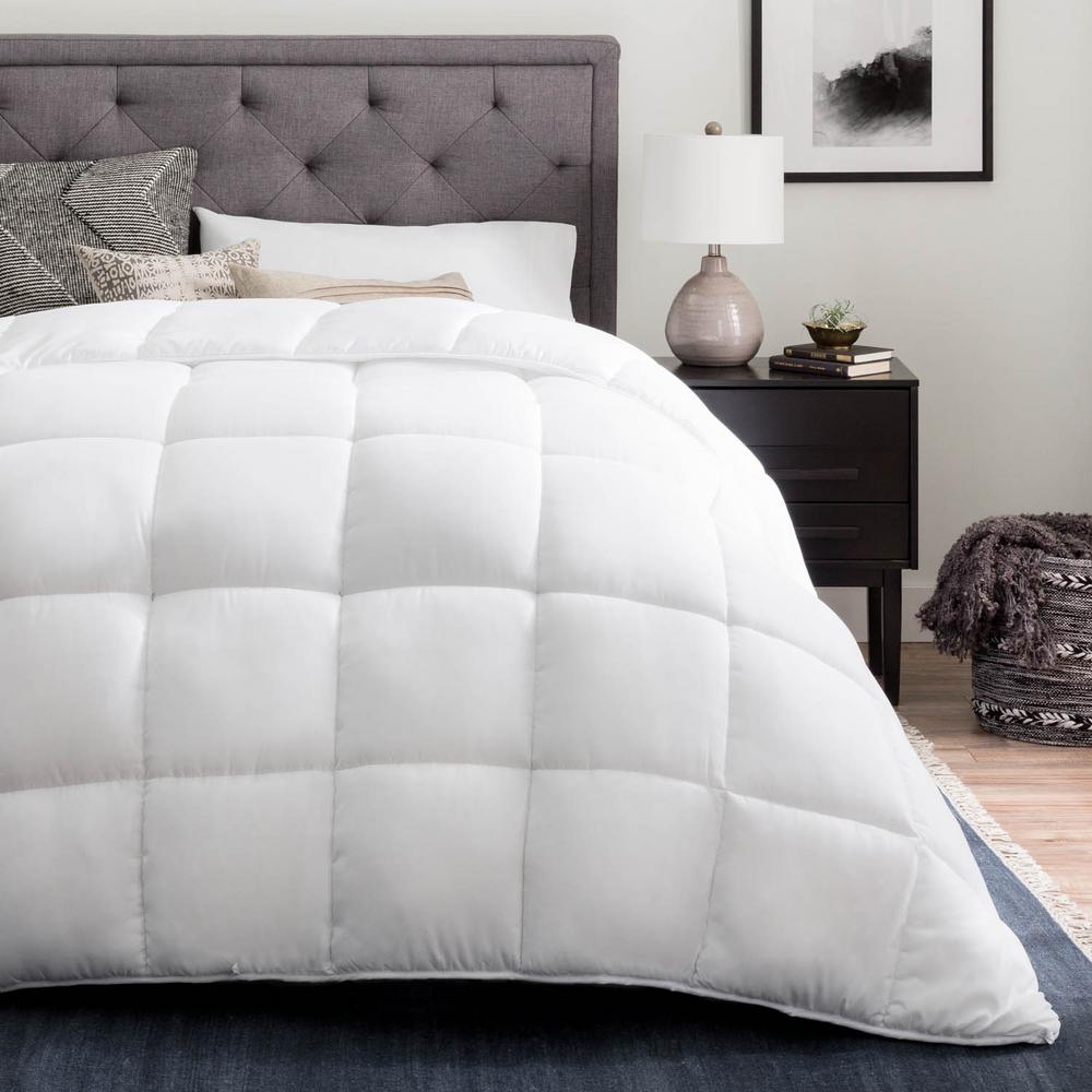 Brookside Down Alternative Reversible Quilted Cal King Comforter