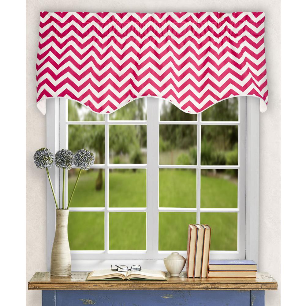 Ellis Curtain Reston 17 In L Cotton Lined Scallop Valance Pink L Cotton Lined Scallop Valance In Pink