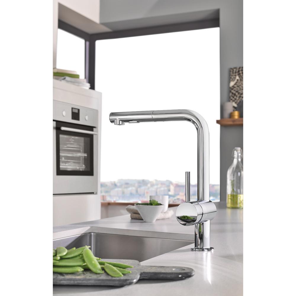 Grohe Minta Touch Single Handle Pull Out Sprayer Kitchen Faucet In