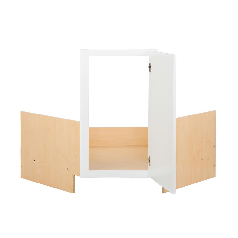 Hampton Bay Shaker Partially Assembled 36 X 34 5 X 24 In Corner Sink Base Kitchen Cabinet In Satin White Kcsb36 Ssw The Home Depot