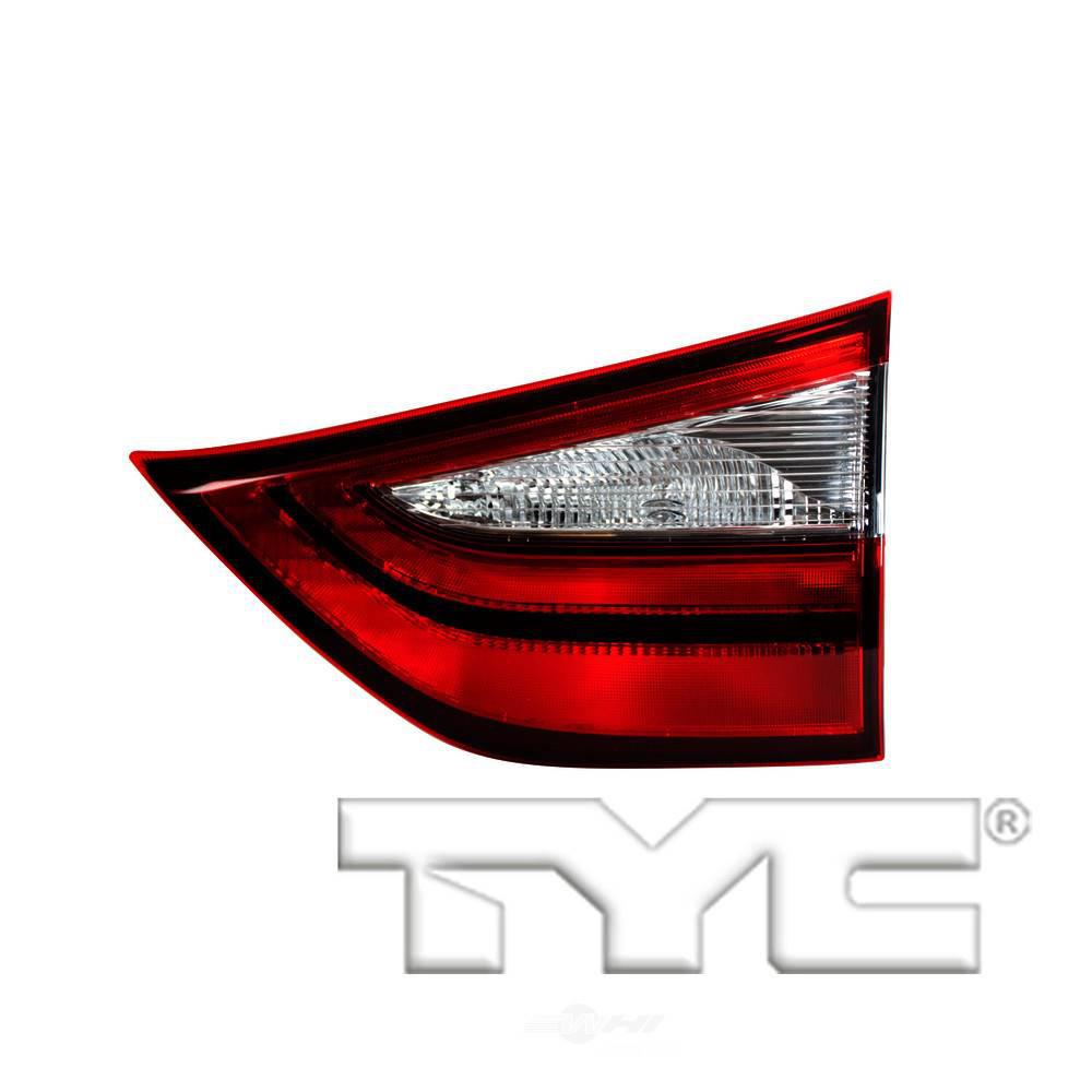 Tyc Tail Light Assembly 2015 Toyota Sienna 17 5543 00 1 The Home Depot