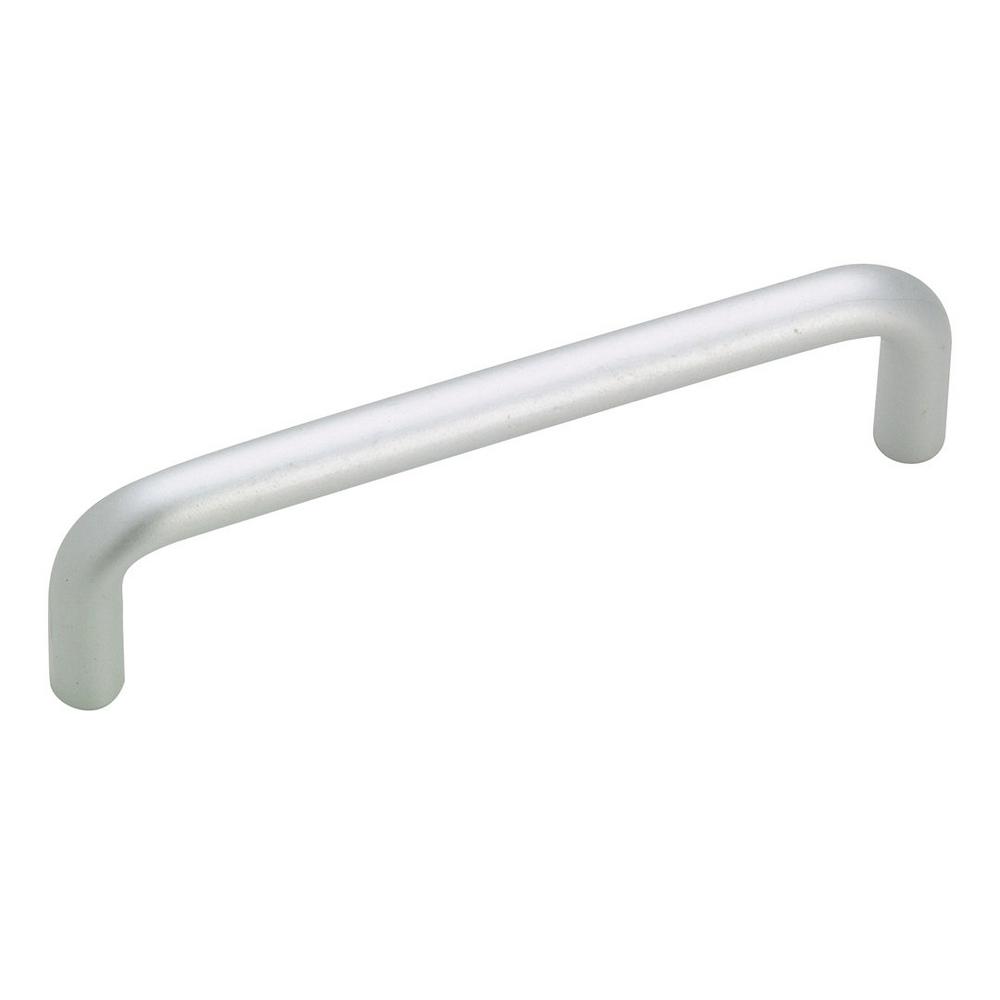 Richelieu Hardware 3 1 2 In 89 Mm Center To Center Satin Chrome