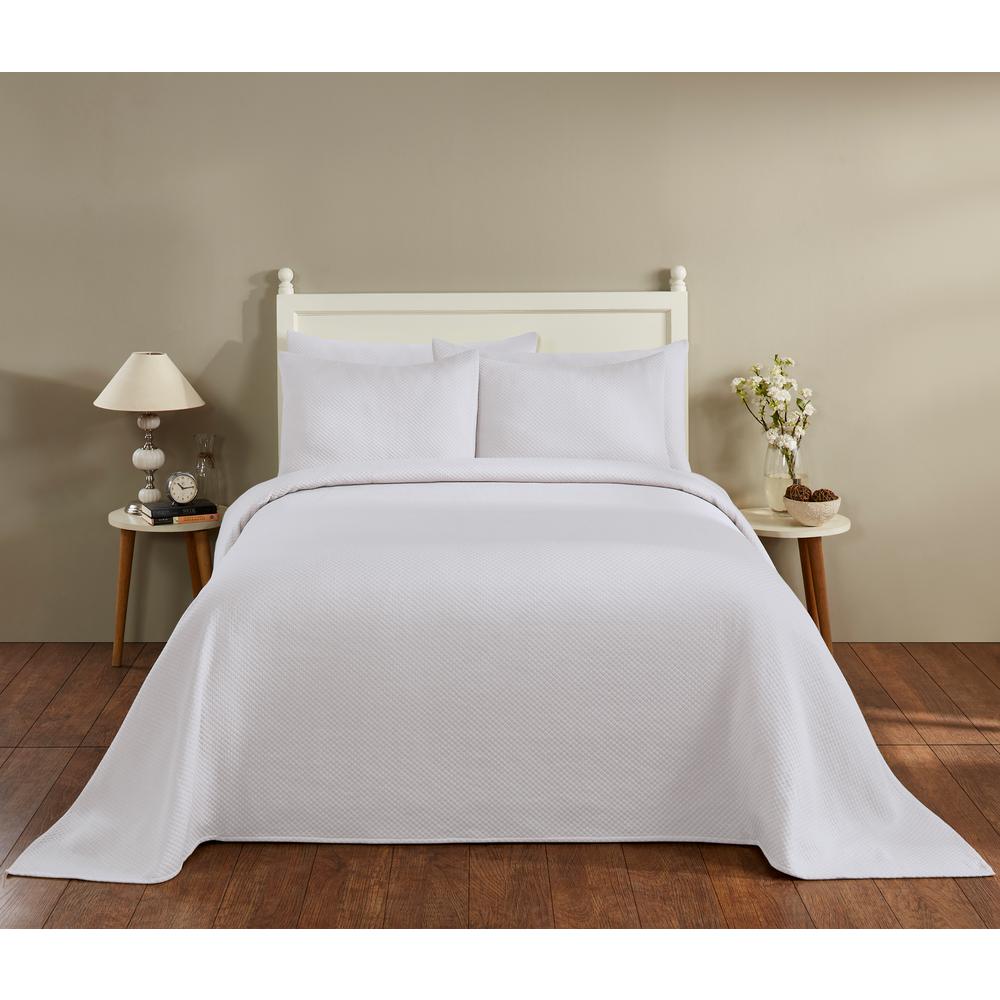 Better Trends Sophia Collection In Diamond Design White Queen Cotton Blend Matelasse Weave Bedspread Bsmaquwh The Home Depot