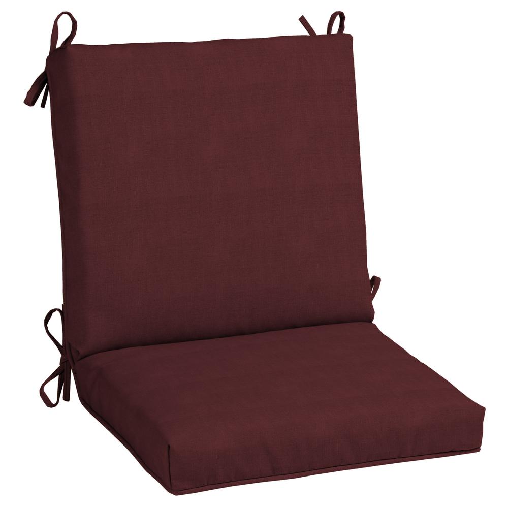 Hampton Bay 20 In. X 19 In. CushionGuard Aubergine Outdoor Welted Mid ...