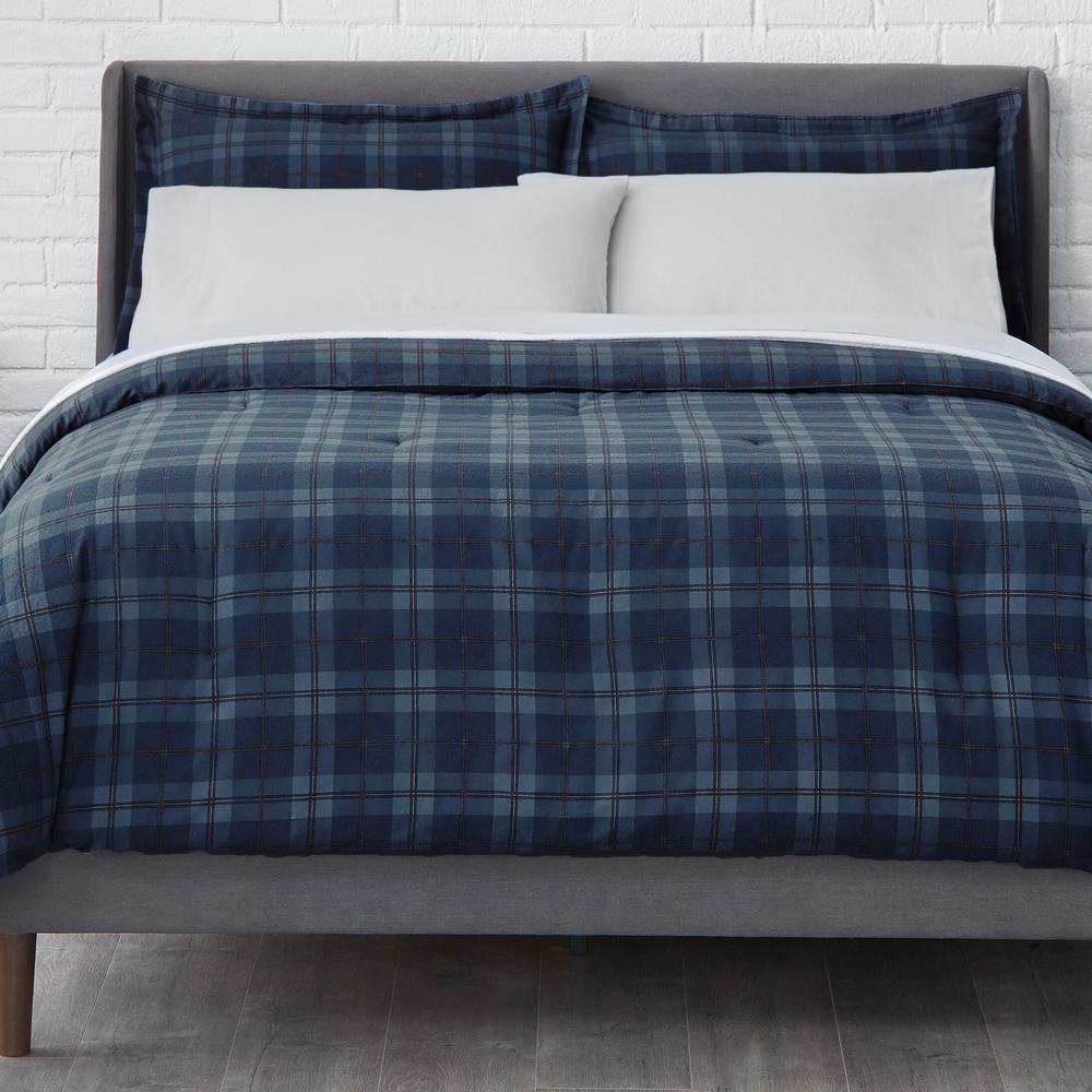 Stylewell 3 Piece King Flannel Comforter Set In Midnight Plaid
