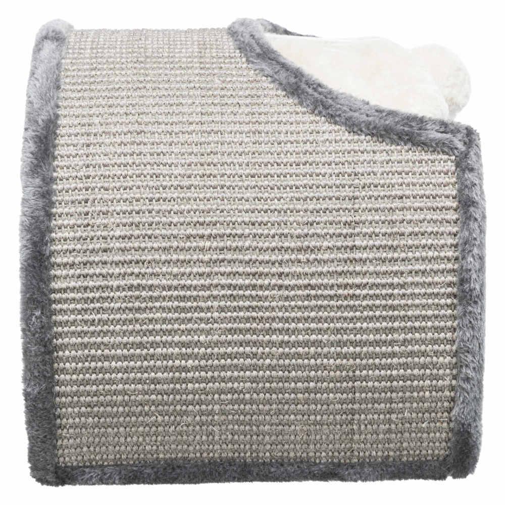 trixie scratching tunnel