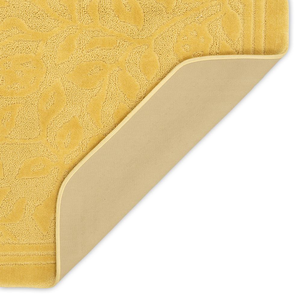 Mohawk Home Wellington 48 In X Nylon Bath Rug Gold
