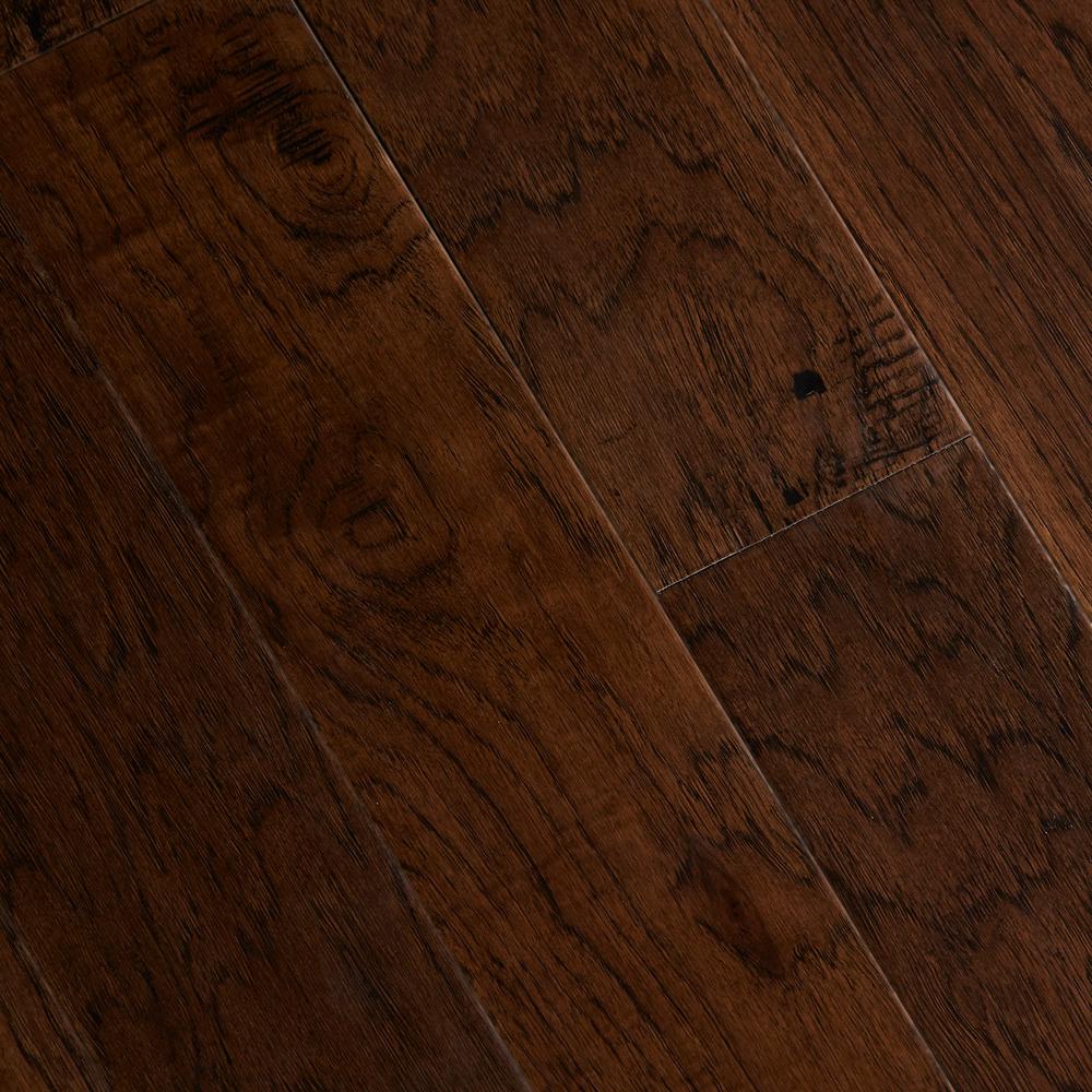 hand scraped wood flooring