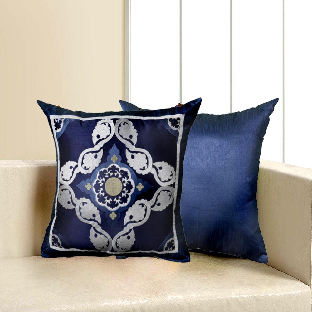 LR Resources Contemporary Blue 18 In X 18 In Square Decorative Indoor   Blues Lr Resources Throw Pillows Pillo07207bluiipl 64 1000 