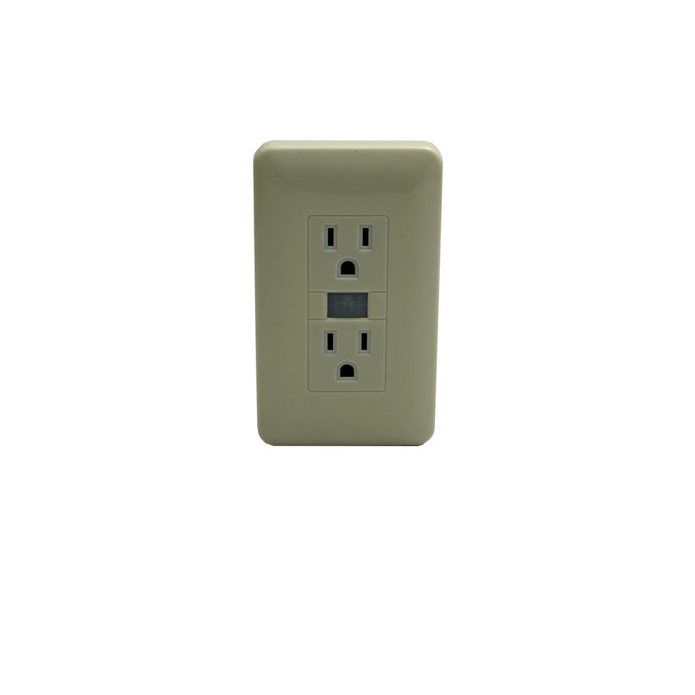 Lawmate Fake Outlet With Hidden Spy Dvr Camera