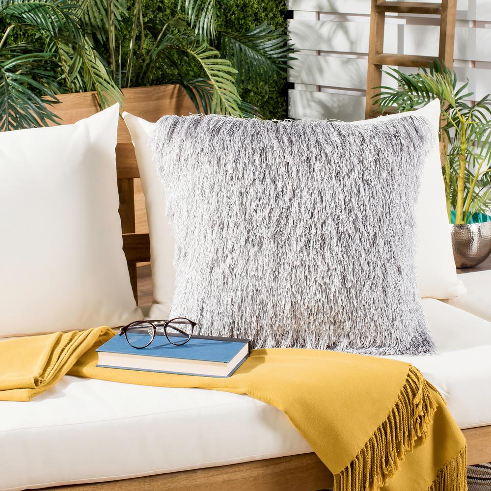 Safavieh Soleil Silver Shag Square Outdoor Throw Pillow Ppl210b
