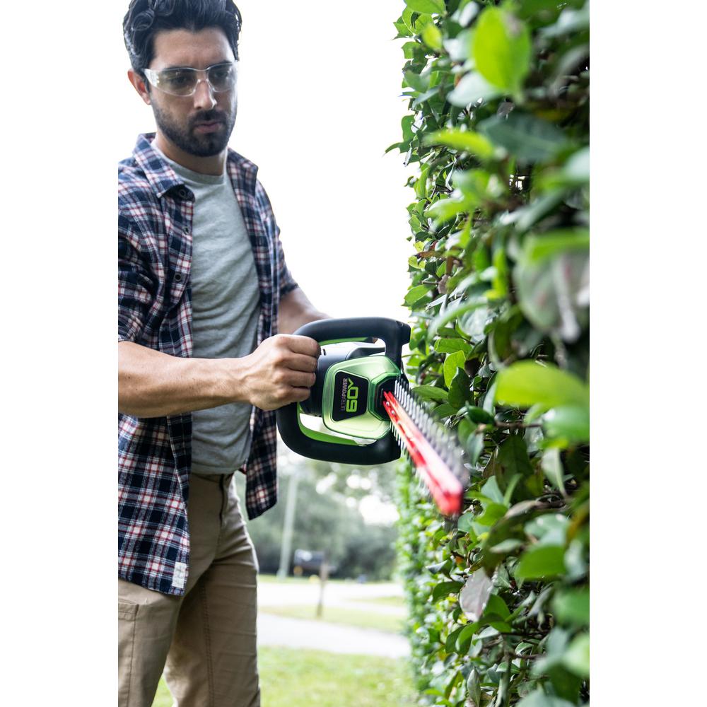 greenworks pro hedge trimmer