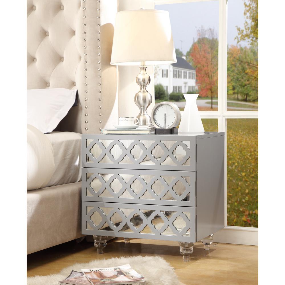 Inspired Home Francesca Light Grey Lacquered Mirrored End Table