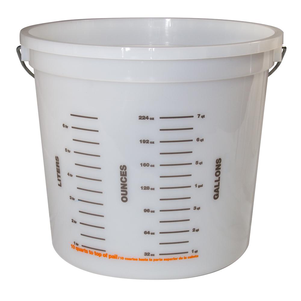 10 litre plastic buckets with lids