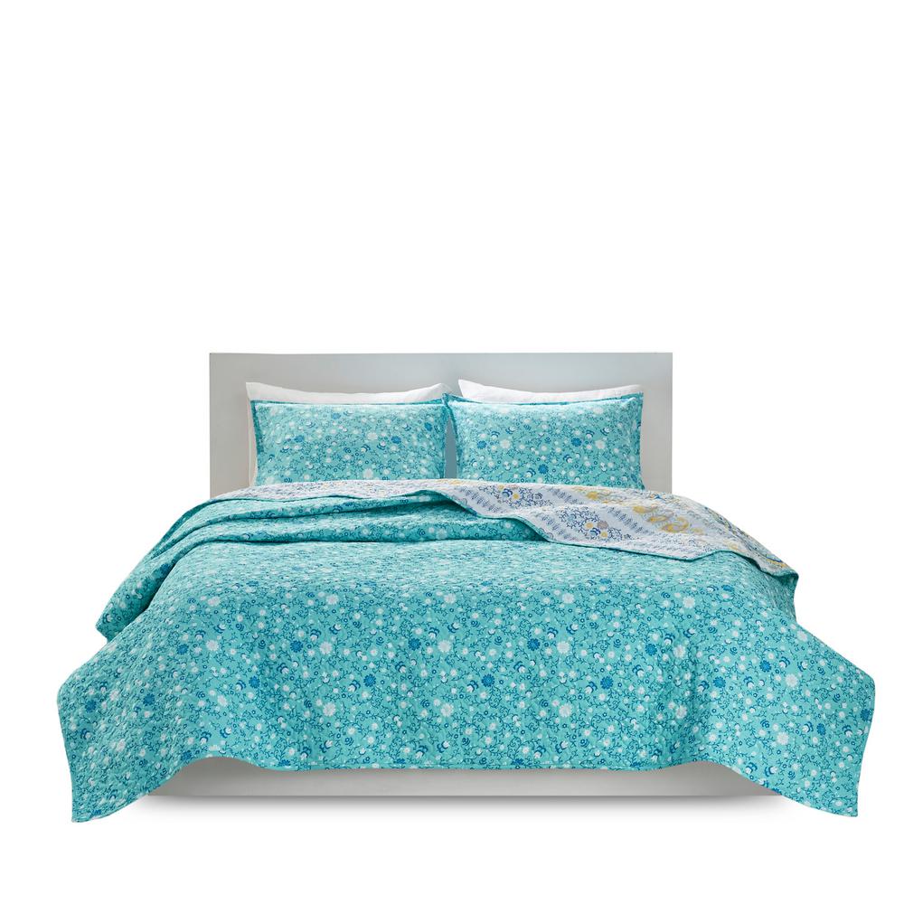 aqua quilts coverlets