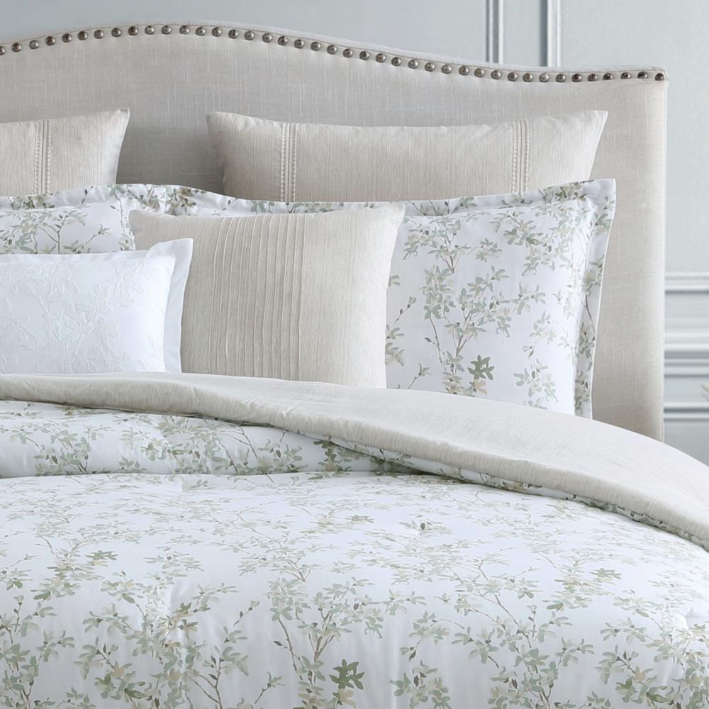 Laura Ashley- King Quilt， Cotton Reversible Bedding， All Season