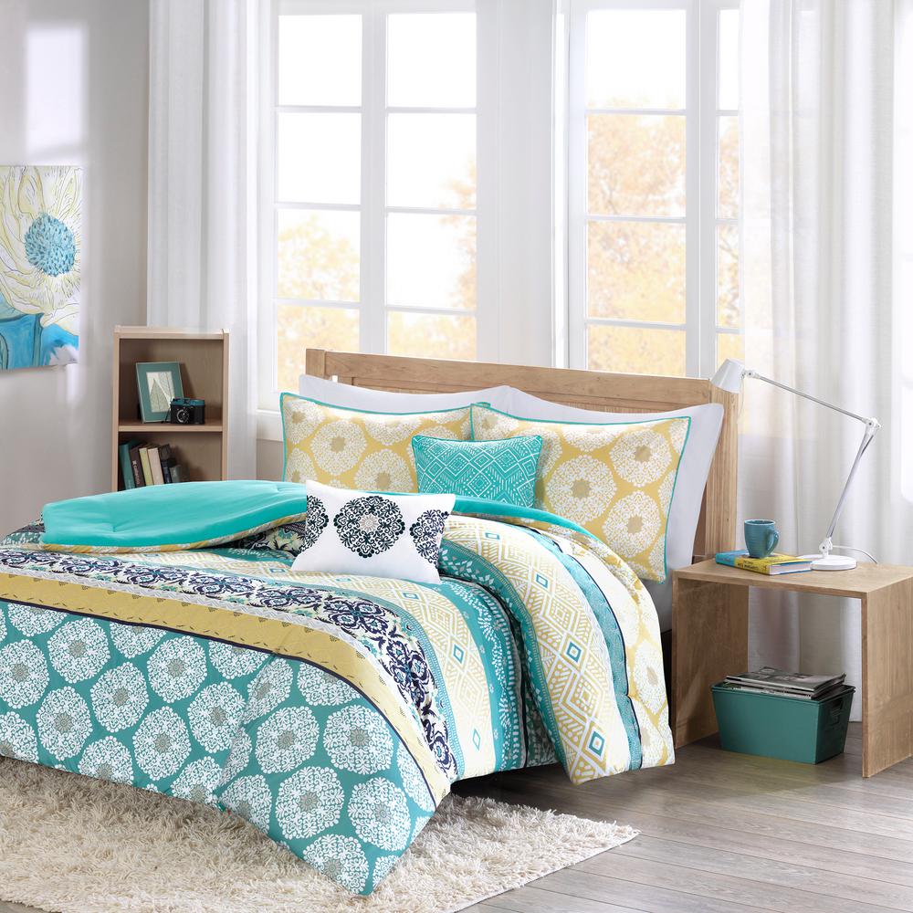 Intelligent Design Celeste 5 Piece Green Yellow Full Queen