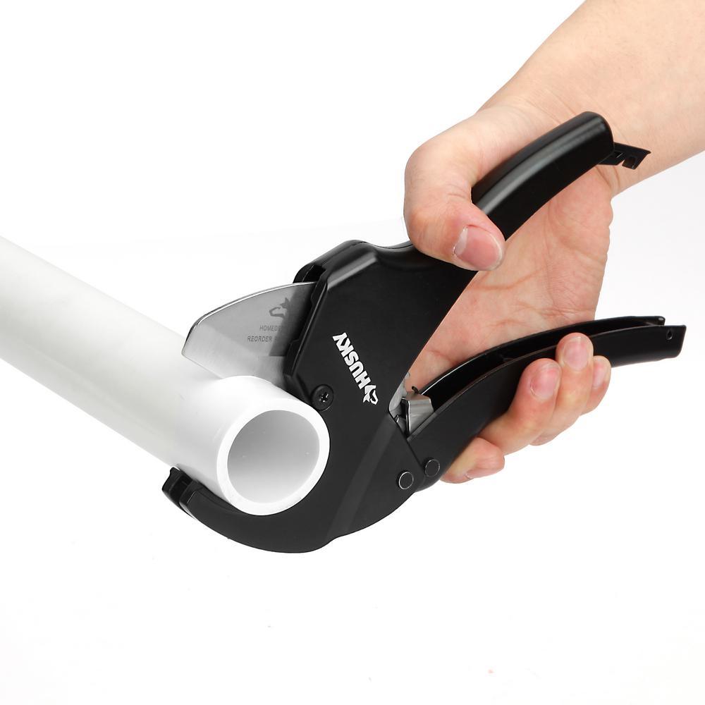 Husky 1 4 In Ratcheting Pvc Cutter 16pl0101 The Home Depot Husky 1 4 In Ratcheting Pvc Cutter