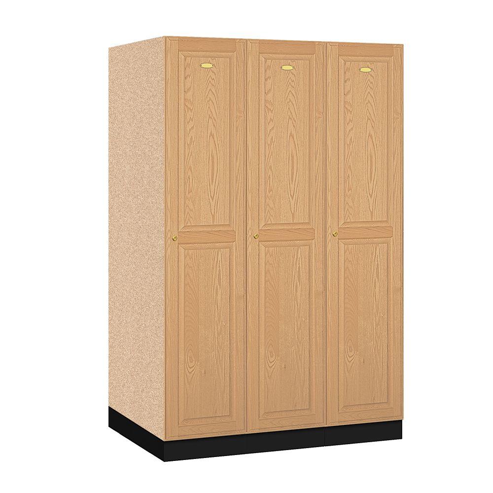 Salsbury Industries 11000 Series Single Tier 24 In D 3 Compartment Salsbury Industries 11000 Series Single Tier 24 In D 3 Compartment Solid Oak Executive