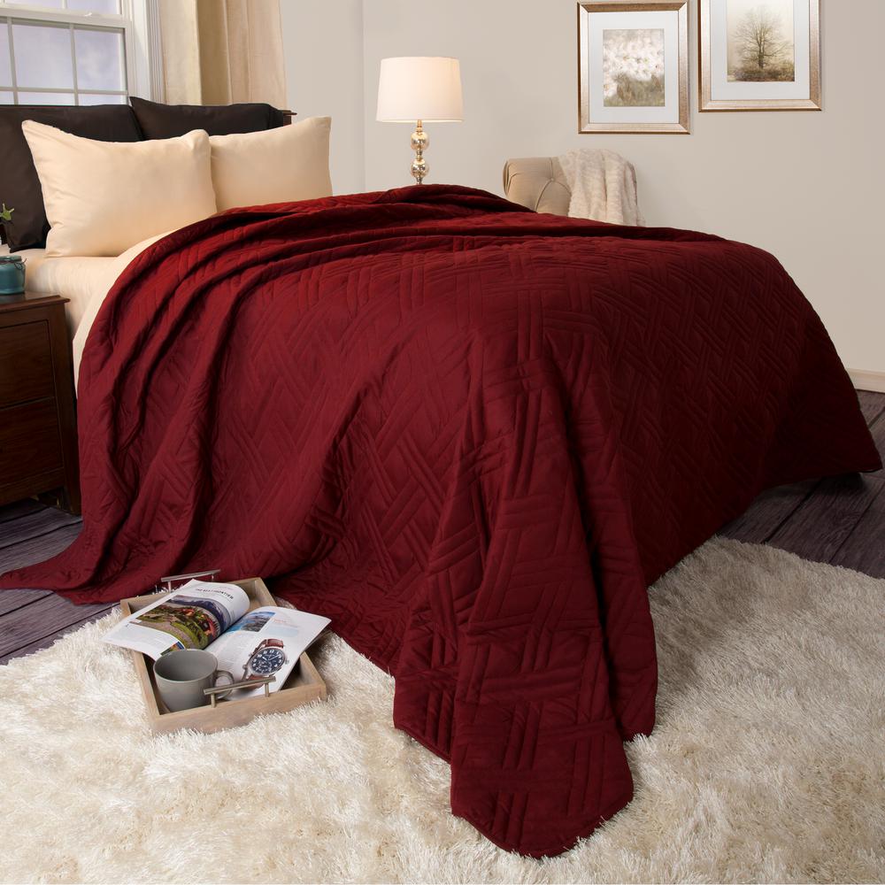 Lavish Home Solid Burgundy King Bed Quilt 66 40 K Bu The Home Depot