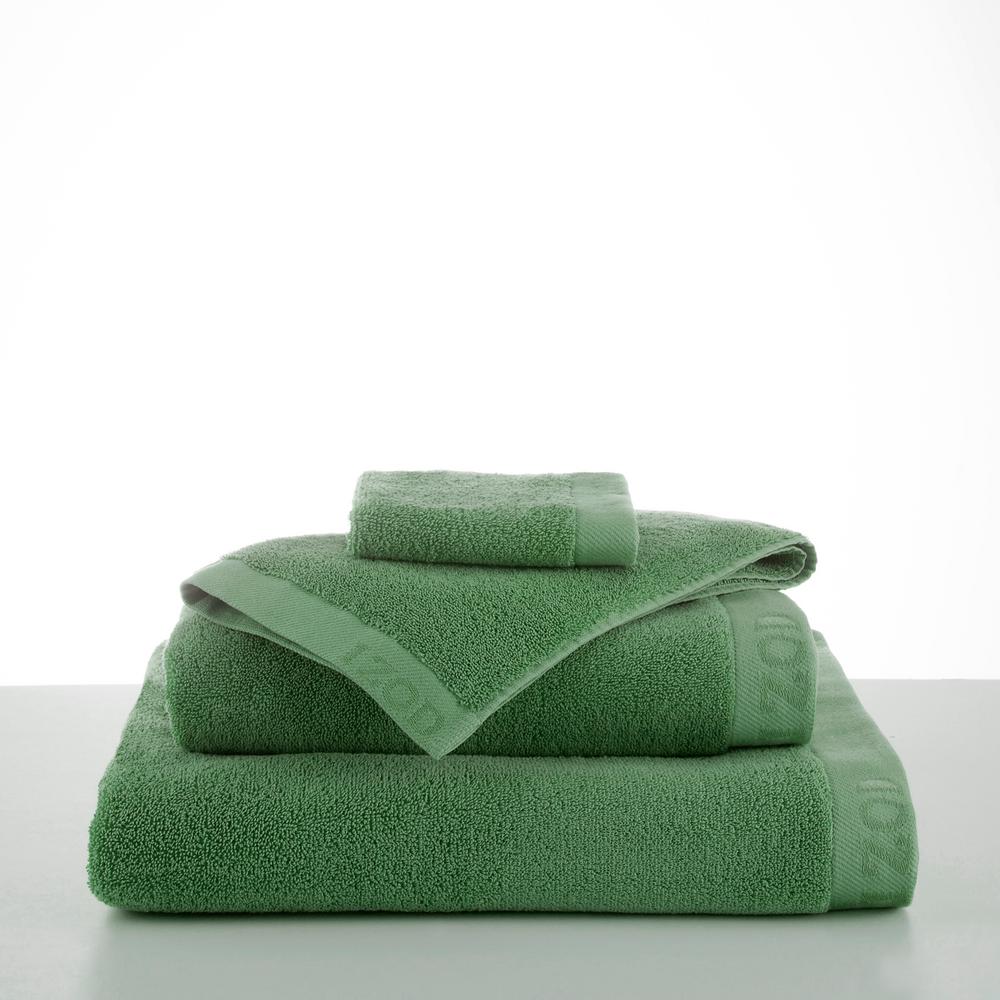 green bath towels