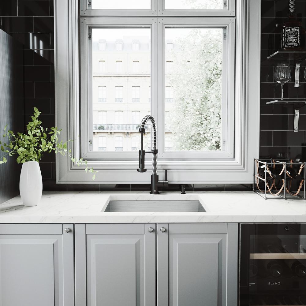 Vigo All In One 23 In Stainless Steel Single Bowl Undermount