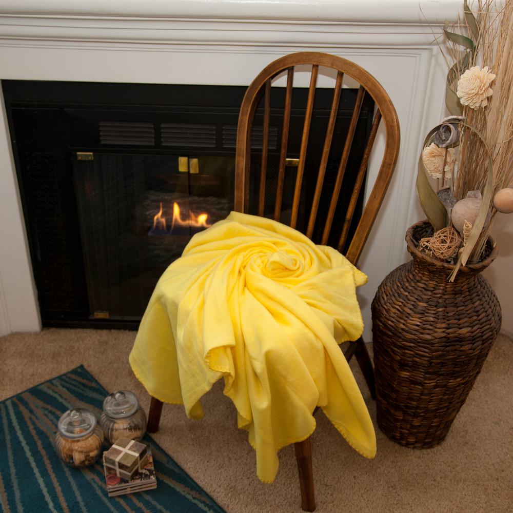 Reviews For Imperial Home 50 In X 60 In Yellow Super Soft Fleece Throw Blanket MW2397 The Home Depot