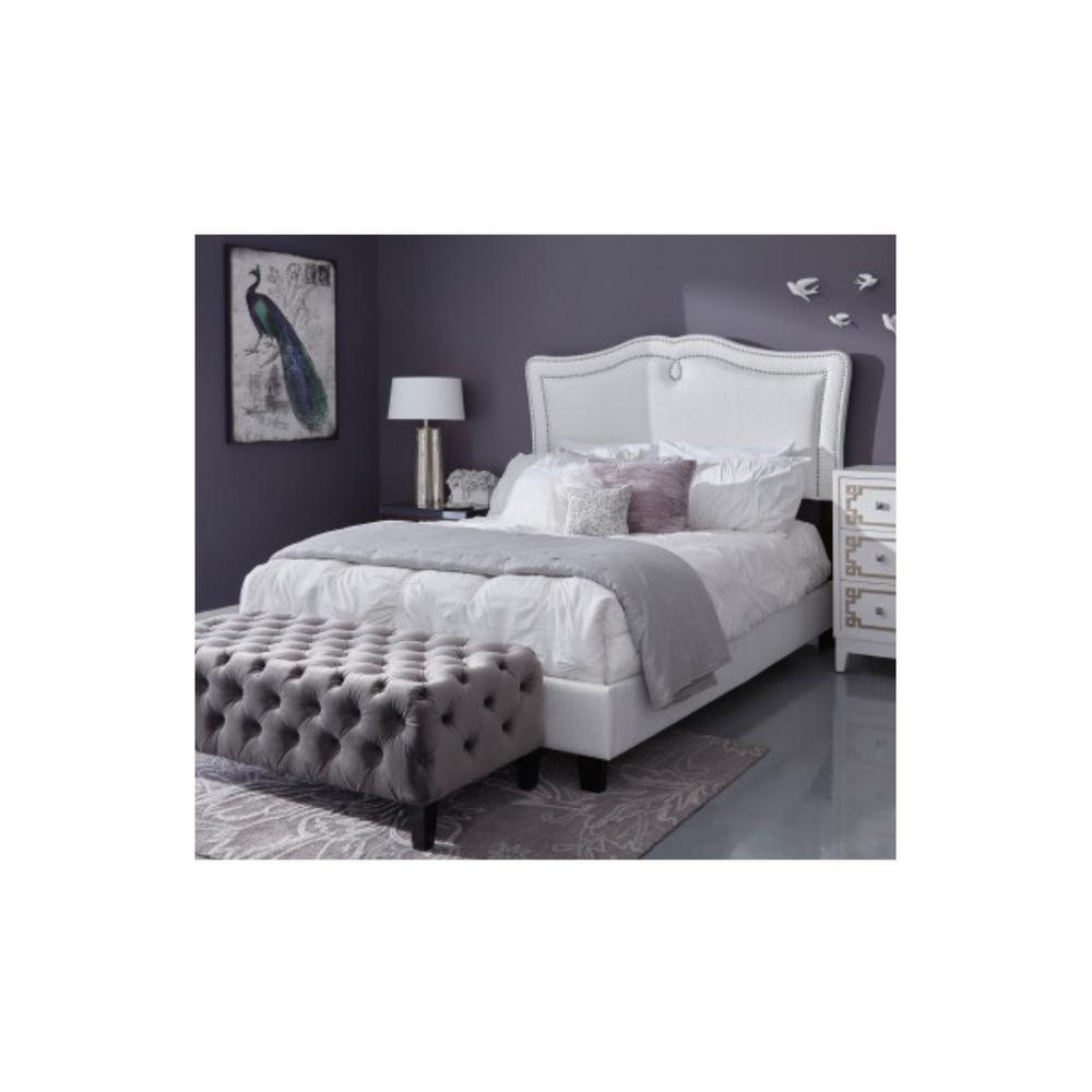 Pulaski Furniture All In One Queen Sweetheart Shaped Upholstered Bed Pulaski Furniture All In One Queen Sweetheart Shaped Upholstered Bed Glitz Crystal White