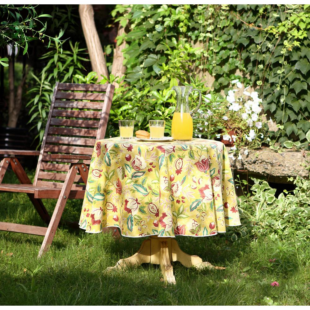 70 In Round Waverly Lexie Indoor Outdoor Tablecloth M585326 The Round Waverly Lexie Indoor Outdoor Tablecloth