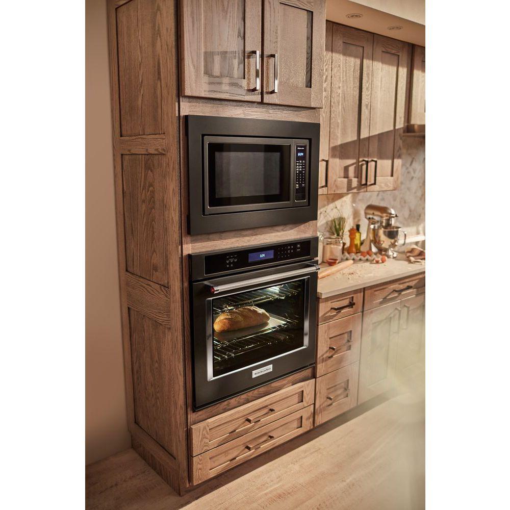 Kitchenaid 2 2 Cu Ft Countertop Microwave In Printshield Black
