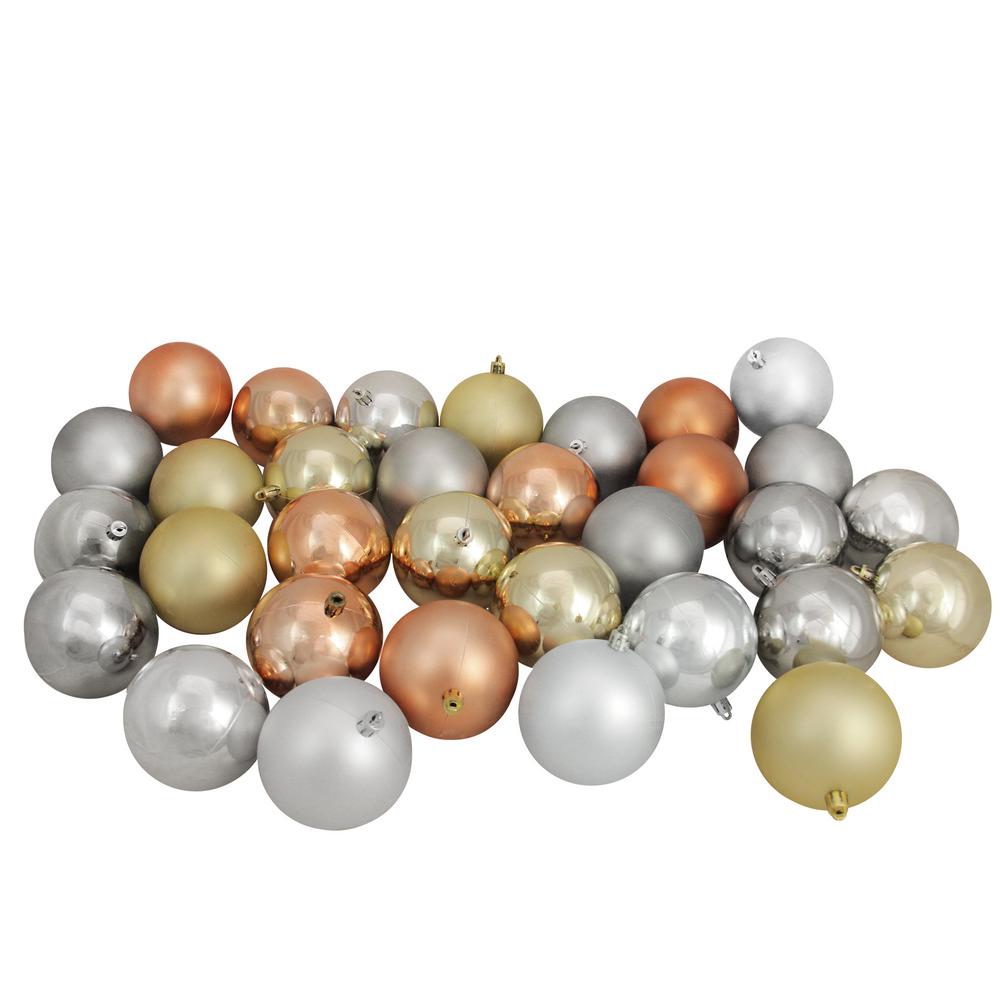 gold and silver christmas balls