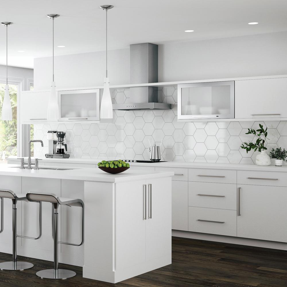 Hampton Bay Designer Series Edgeley Assembled 33x34 5x23 In Blind Corner Base Kitchen Cabinet In White Bb42r Edwh The Home Depot