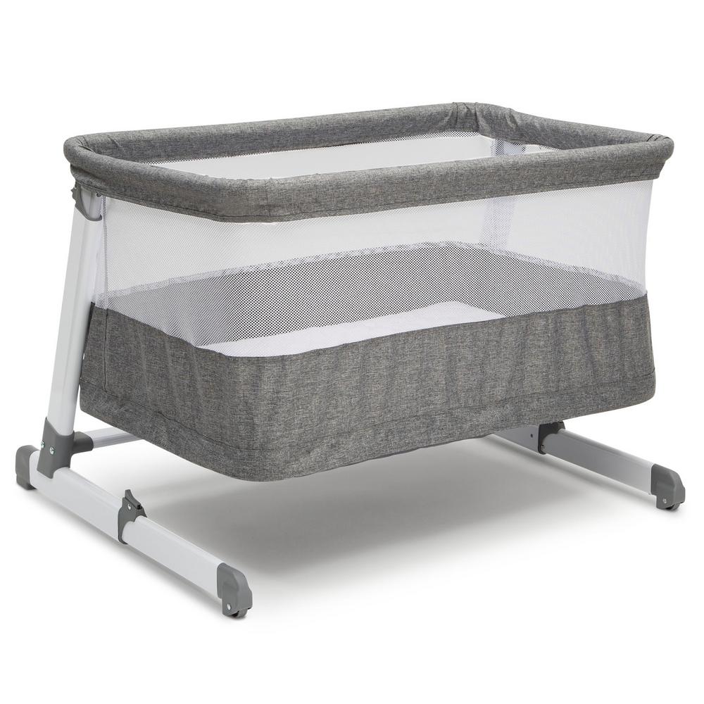 simmons white bassinet
