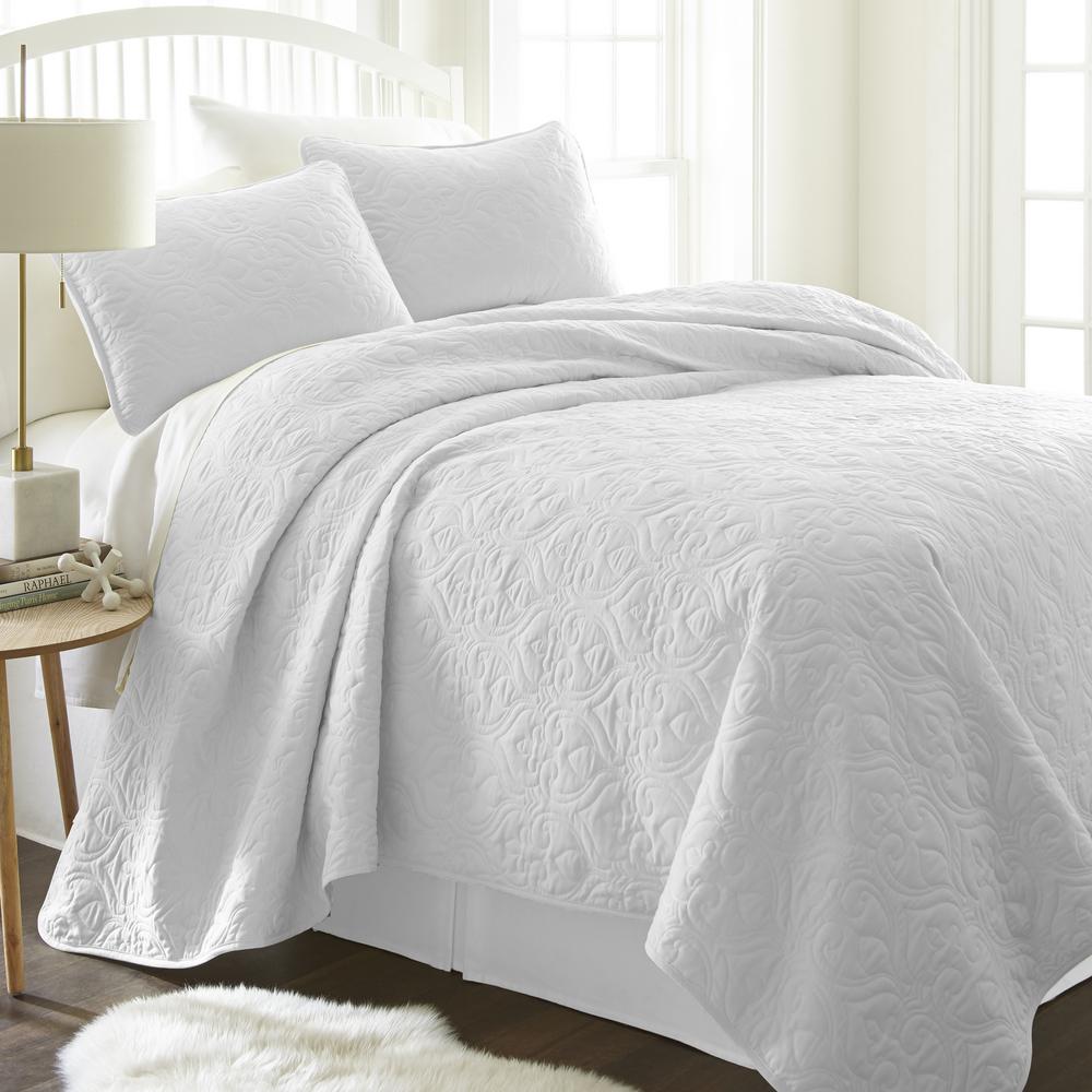 Damask White King Performance Quilted Coverlet Set Damask White King Performance Quilted Coverlet Set