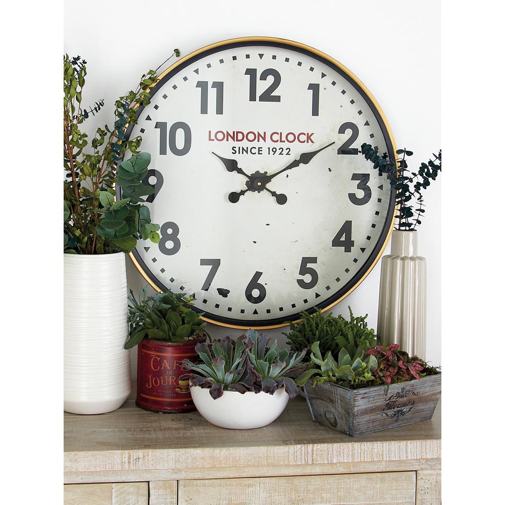 Yosemite Home Decor 25 in. Circular Iron Wall Clock in Black Distressed