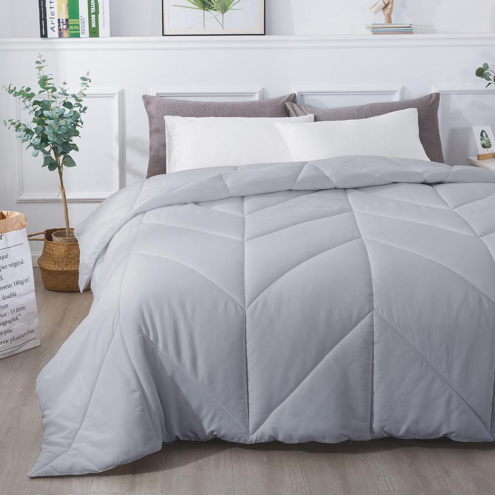 Chevron Stitch All Season Glacier Grey King Down Alternative Comforter P2020 0199 K G The Home Depot