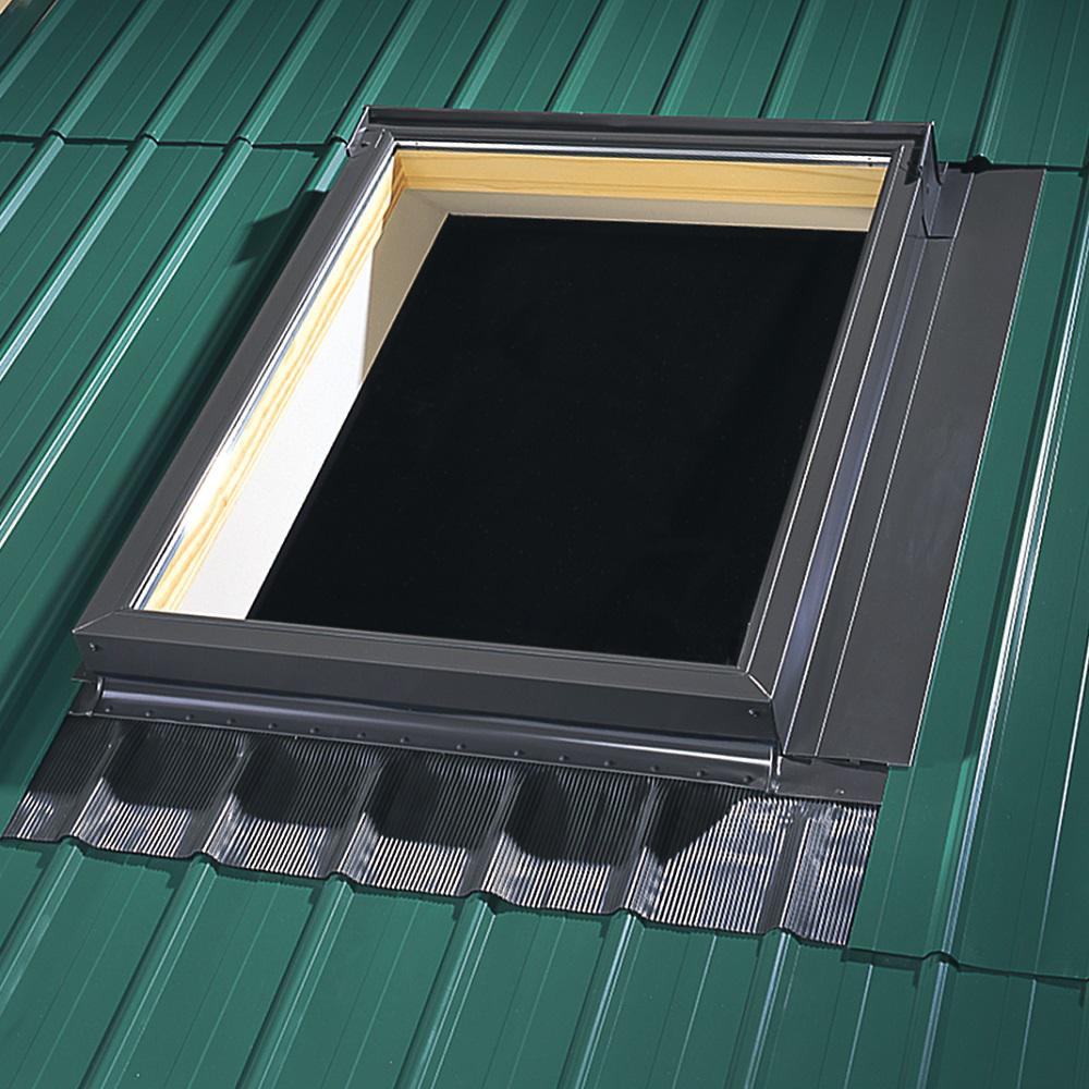3446 Low-Profile Shingle Roof Flashing w//Adhesive Underlayment for Curb Mount Skylights VELUX ECL 3446 0000C Skylight Flashing