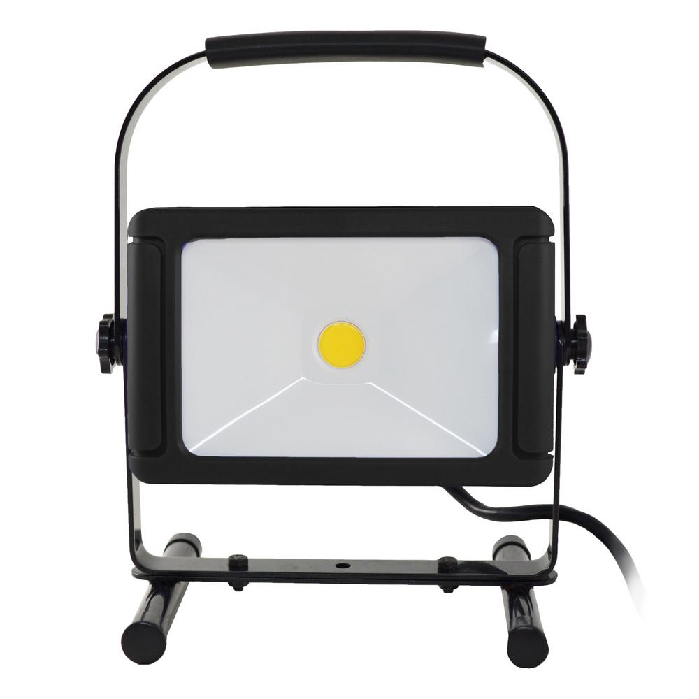 How Do Led Lights Work >> Stonepoint Led Lighting 5 000 Lumens Led Work Light With Usb Outlet How Do Led Lights Work >> Stonepoint Led Lighting 5 000 Lumens Led Work Light With Usb Outlet