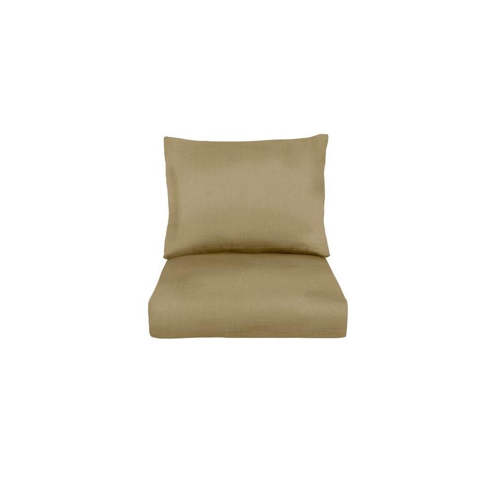 Brown Jordan Marquis Replacement Outdoor Lounge Chair Cushion in Meadow